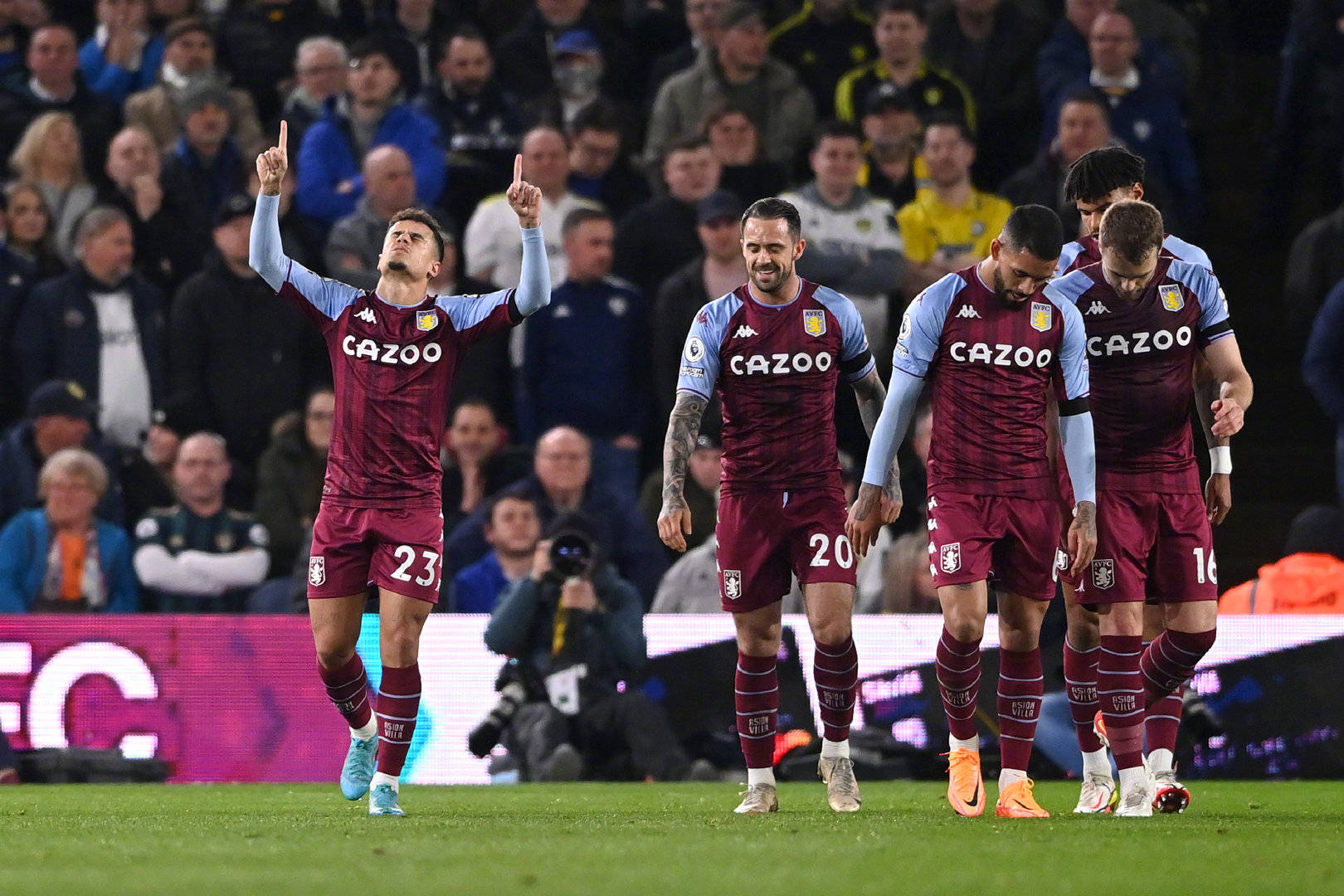 向全队传达 向全队传达